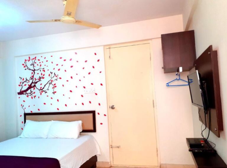 Stayhome Stays 1 stayho 768x570