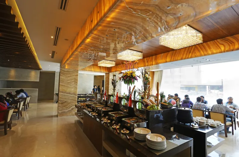 0224w120008jmfbhl2D22 R 800 525