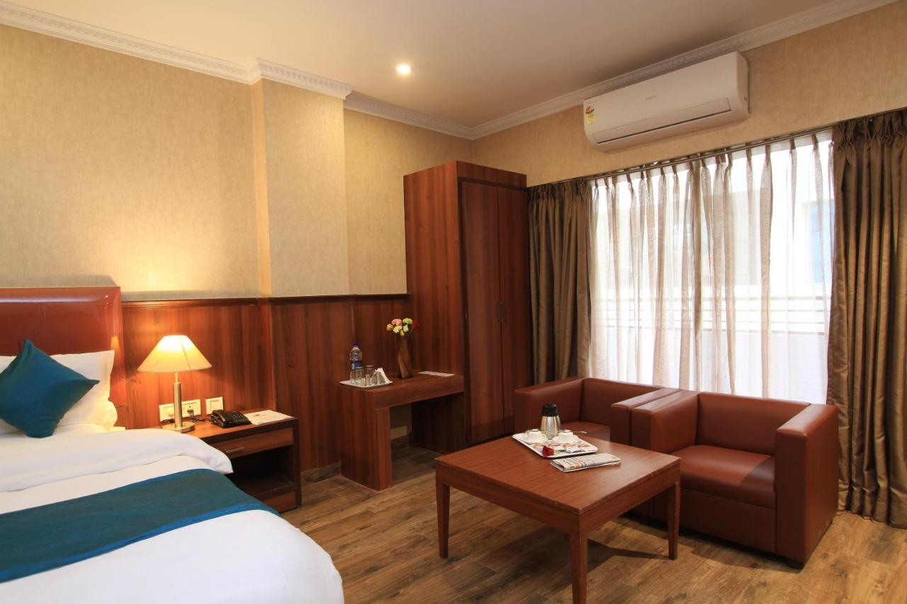 Hotel Empire International, Koramangala 4 89697779