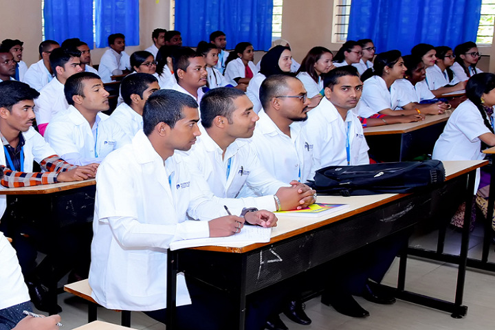 Padmashree Institute Of Clinical Research , Bangalore 3 Classroom of Padmashree Institute of Medical Laboratory Technology Bangalore Classroom