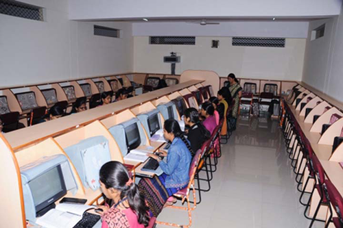 Sacred Heart Girls First Grade Degree College 2 IT Lab of Sacred Heart Girls First Grade College Bangalore IT Lab