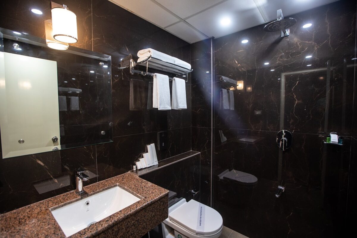 hotel paramos inn delux