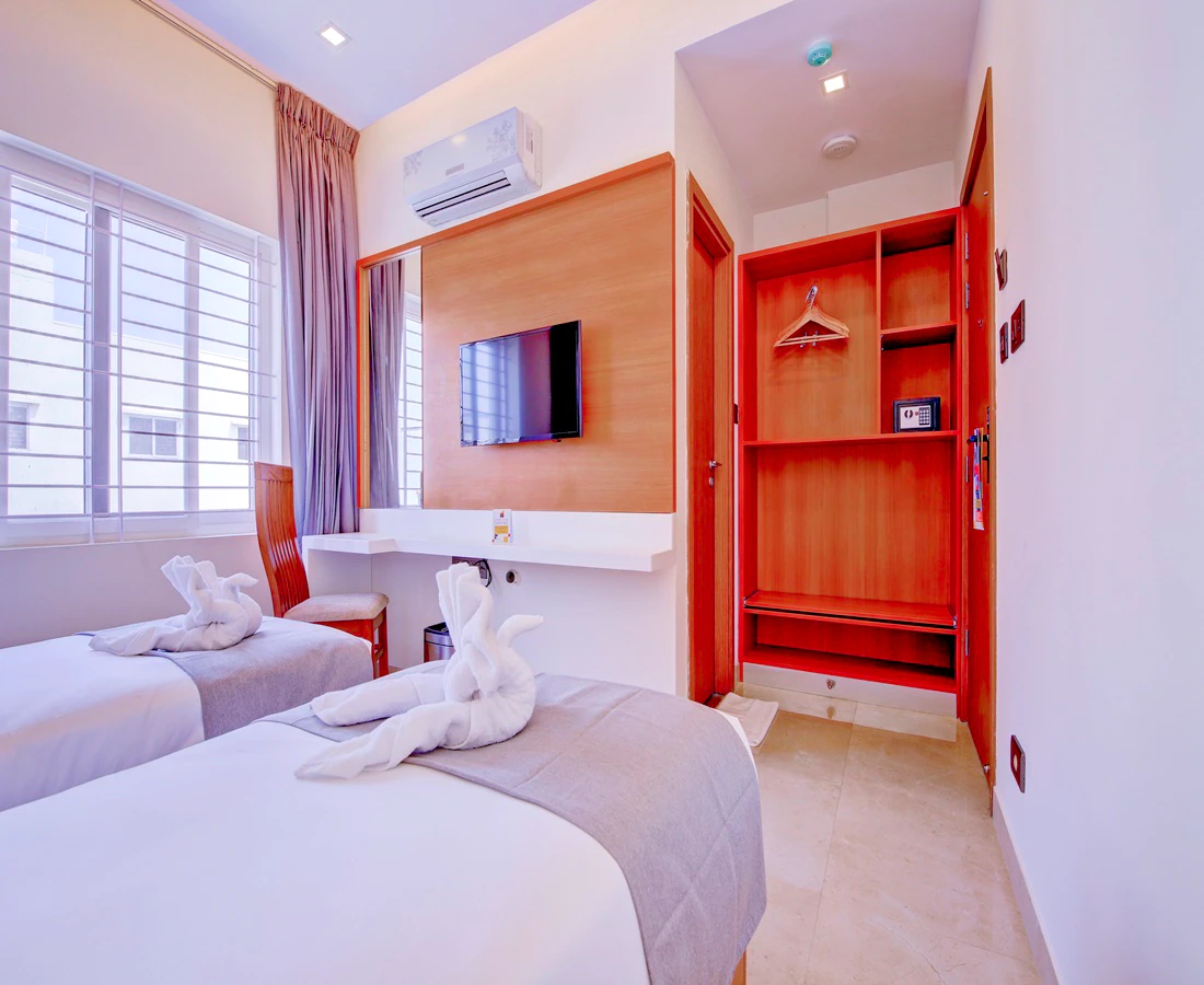 MySpace Dhruva Inn 5 39b8bc347b3211eb857f0242ac110004