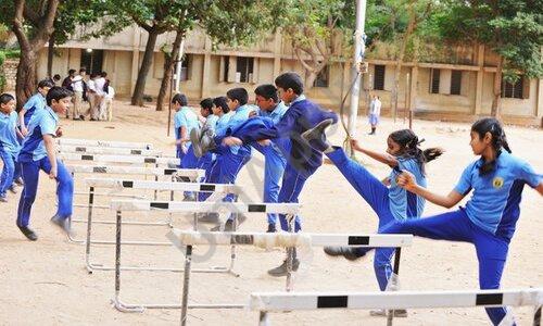 Carmel School 4408 Sports UA 5