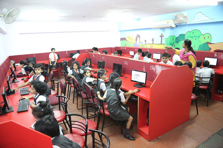 Clarence Public School Computer Lab