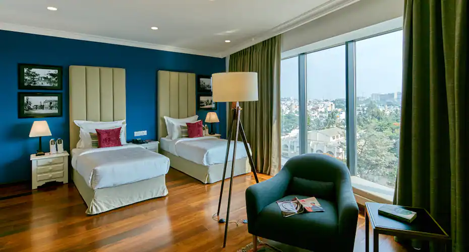 The Waverly Hotel and Residences 4 Grand Twin Room 3