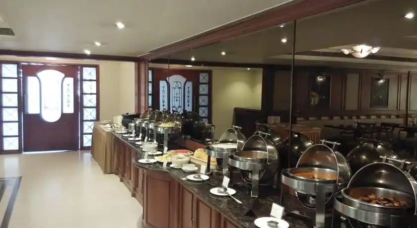 Peppermill Restaurant 2