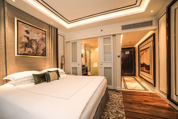 deluxe room city view