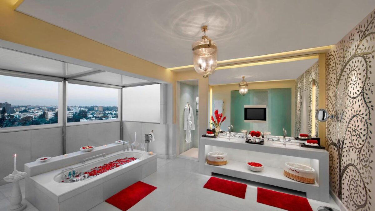 leonardo 125230690 blrgl bathroom 9923 hor clsc O 677574