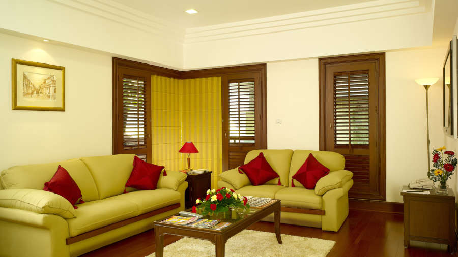living room Hotel The Paul Bangalore ps5teq