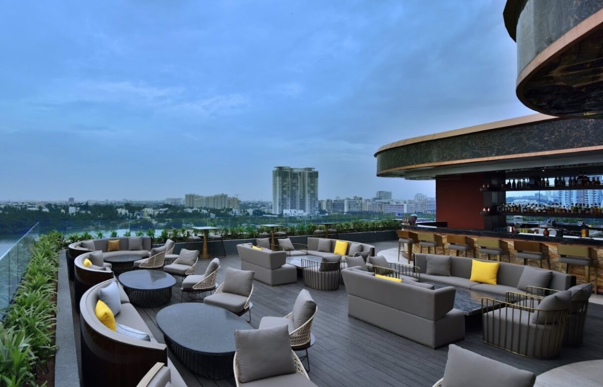 Courtyard by Marriott 1